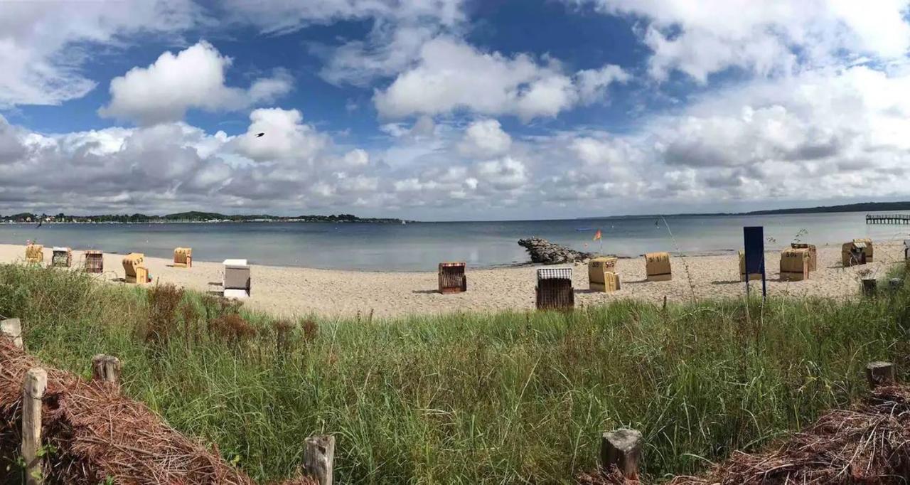 Im Bademantel An Den Strand Mit Terrasse Eckernförde Buitenkant foto